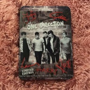 One Direction Midnight Memories Make Up Collection